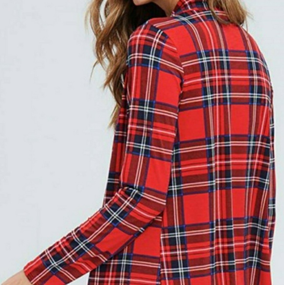Super cute red plaid cardigan - Picture 2 of 2